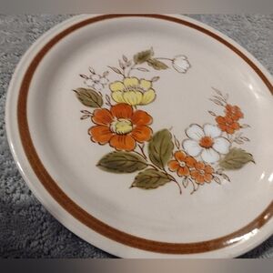 (4) Trellis Blossom Dinner Plates, Vintage 1970 EUC
